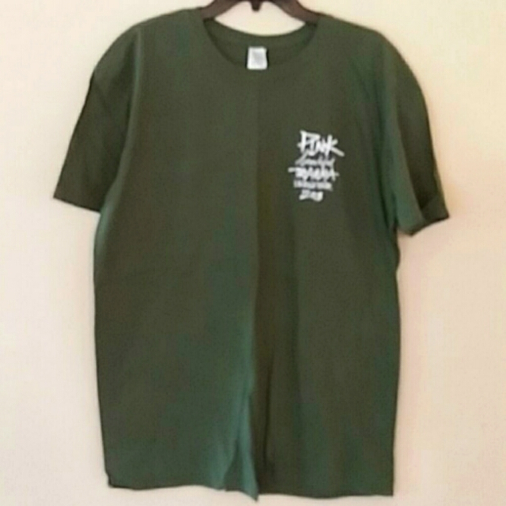'18 Pink crew shirt